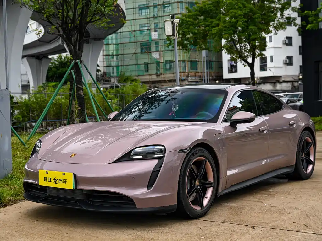 Porsche Taycan