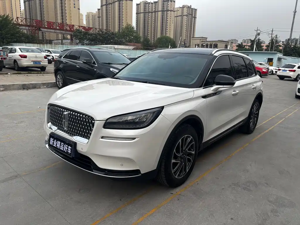 Lincoln Corsair 2021