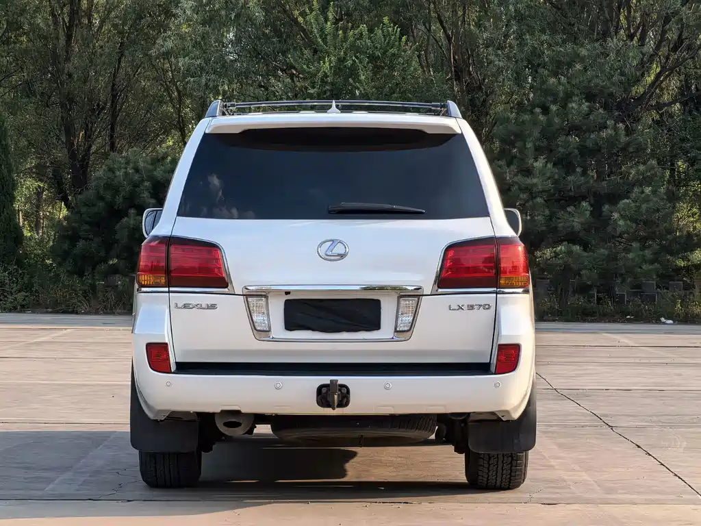 Lexus LX — миниатюра 5