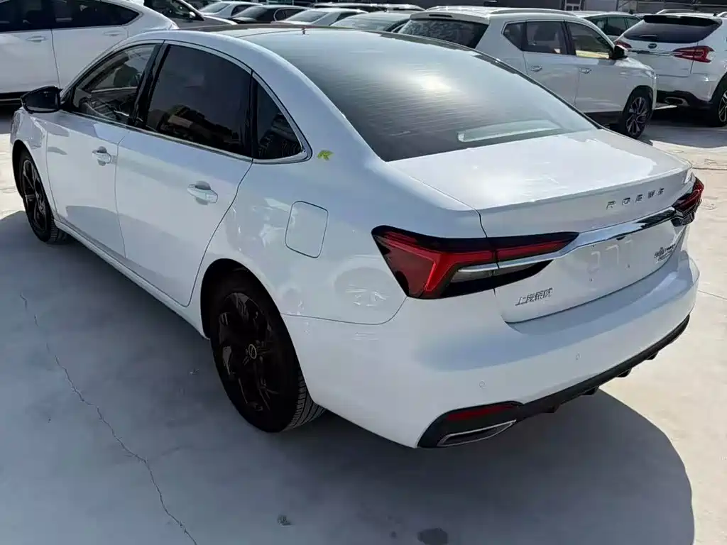 Roewe i6 MAX 2020 1.5T PHEV