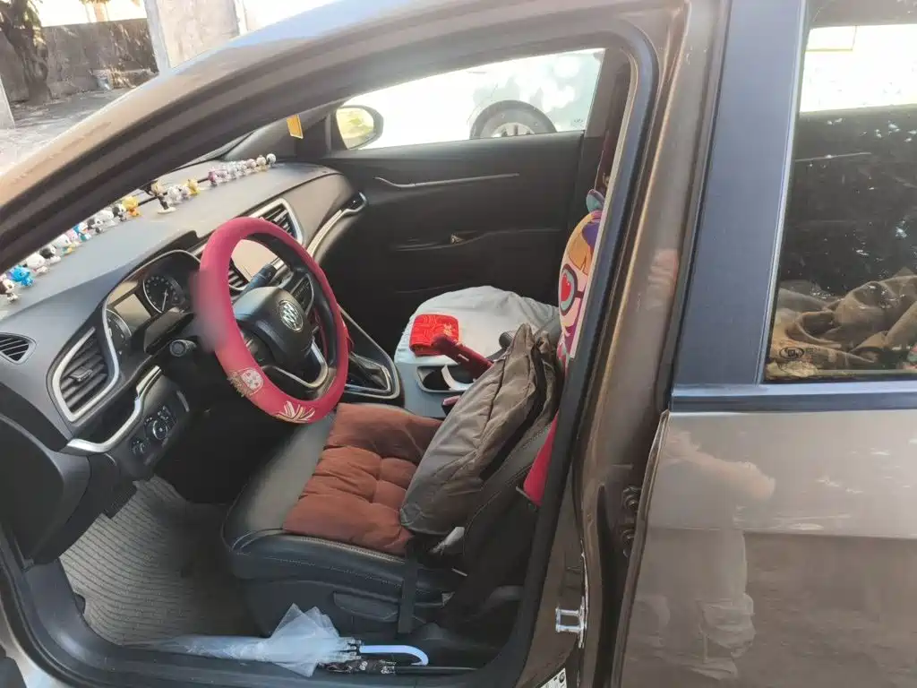 Buick Excelle — миниатюра 8