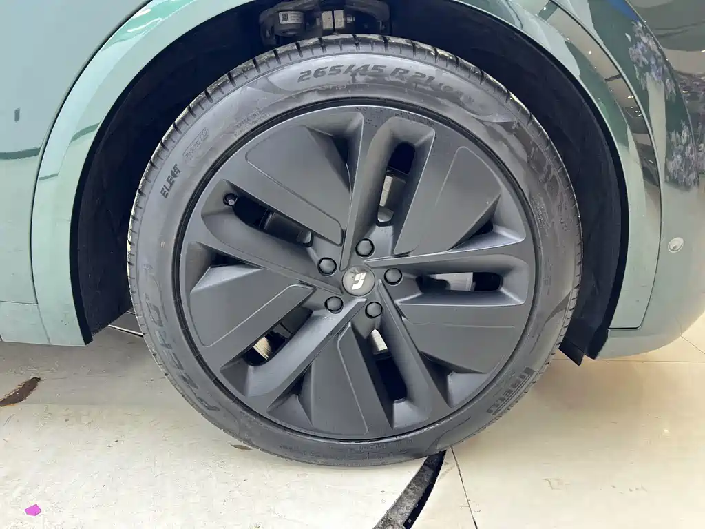 Li Auto Li L9 — миниатюра 24