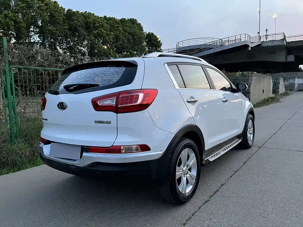 Kia Sportage 2.0L Auto 2WD Edition GLS, фото 5