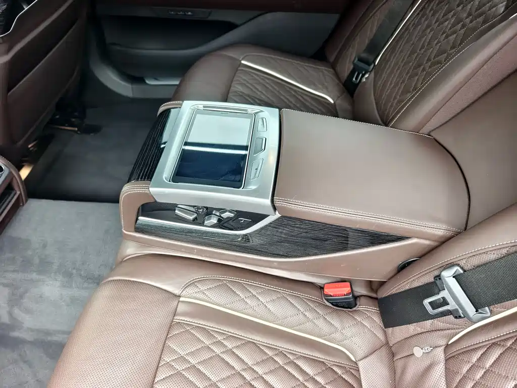 BMW 7 Series 7 2019 740Li Lead M Sport