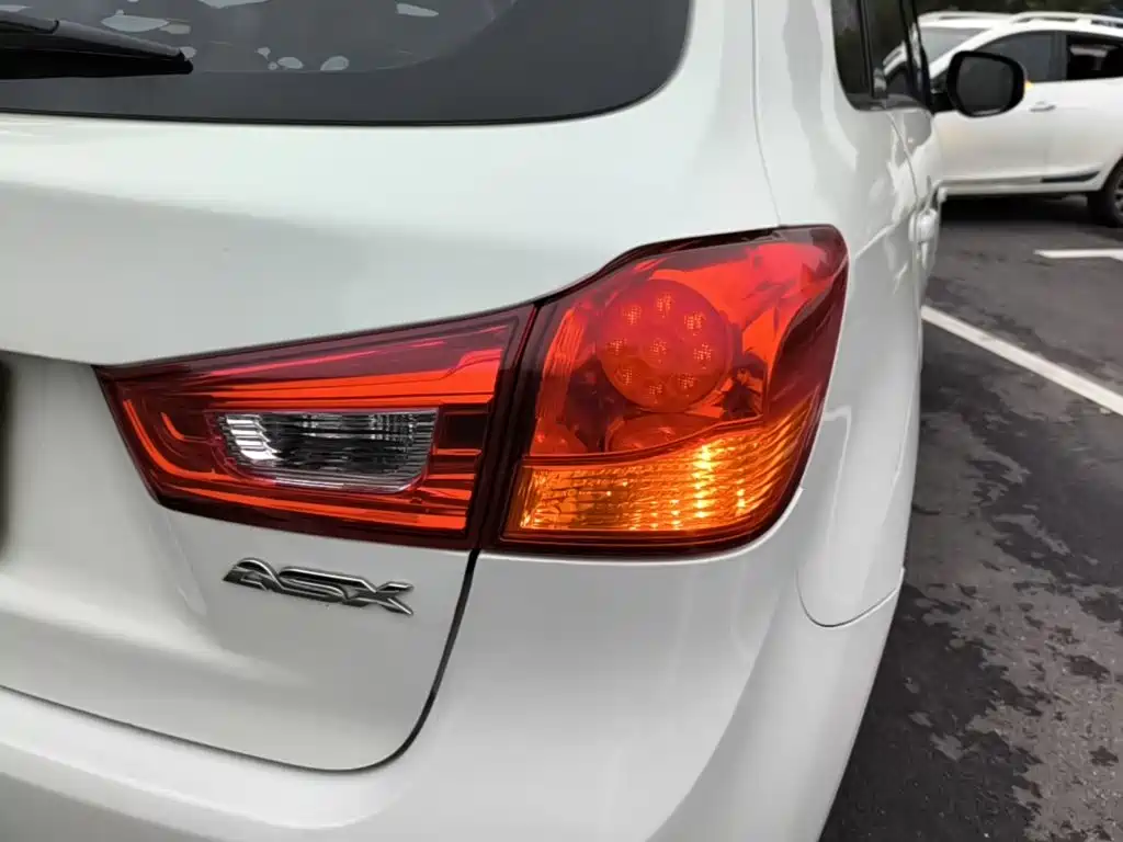 Mitsubishi ASX — миниатюра 8