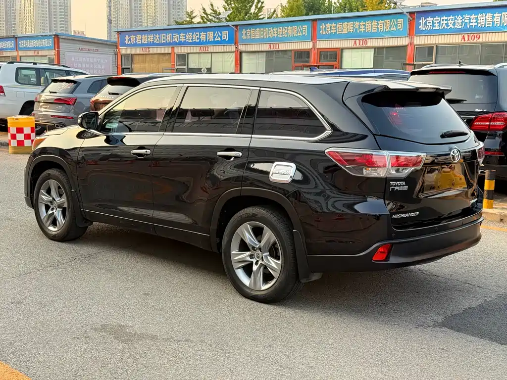 Toyota Highlander — миниатюра 13