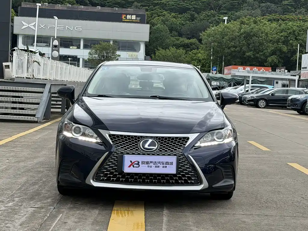 Lexus CT — миниатюра 2