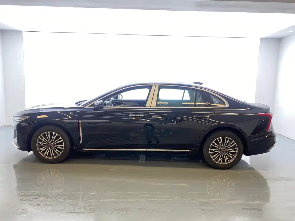 Hongqi H5 2025 2.0T AT