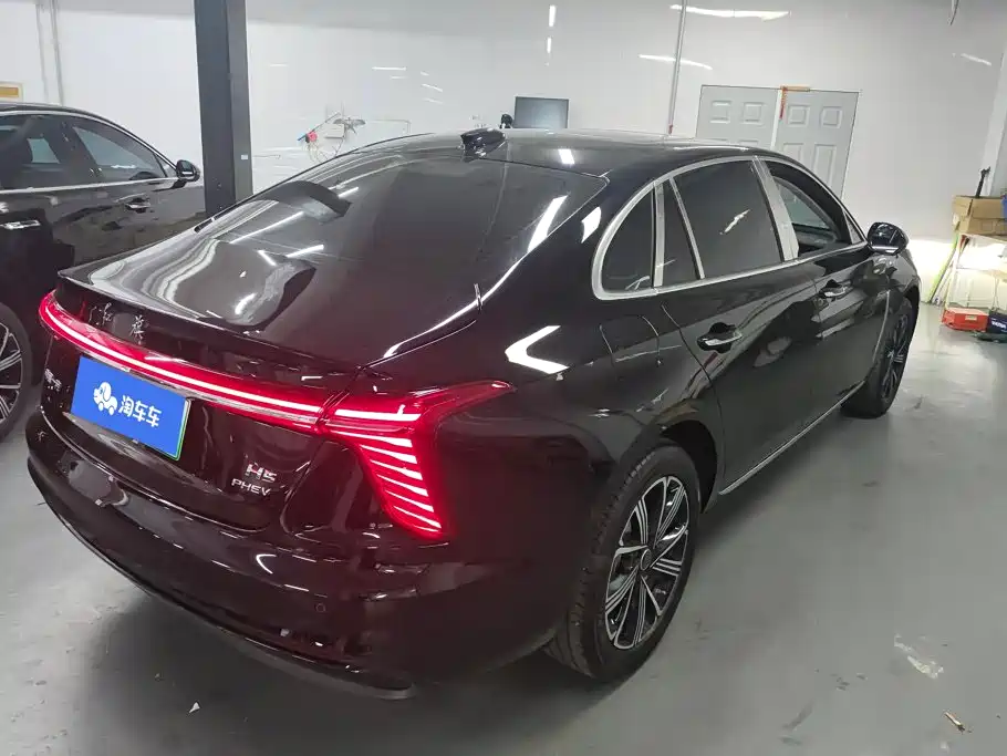 Hongqi Hongqi H5 PHEV — миниатюра 3
