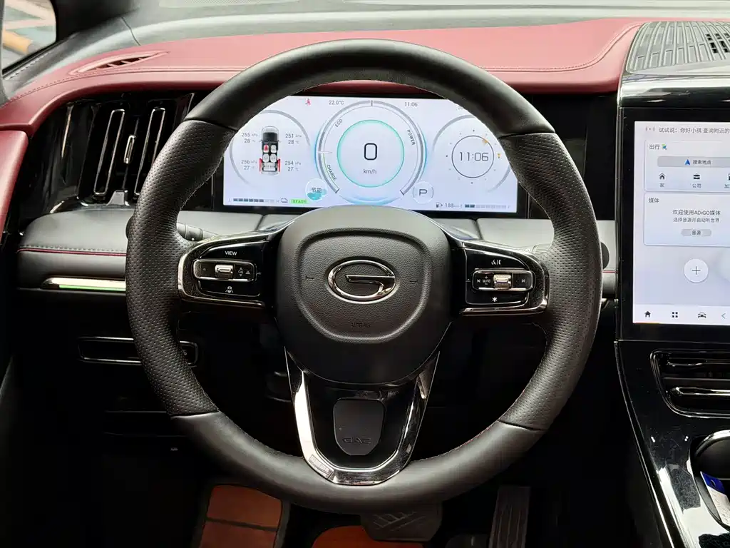 GAC M8