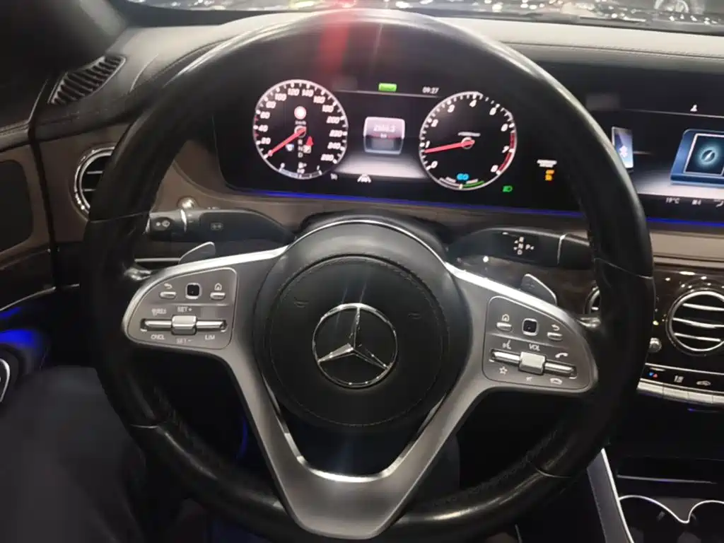 Mercedes-Benz S-Class — миниатюра 11