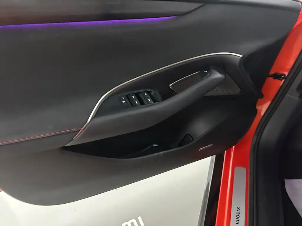 Xiaomi SU7 — миниатюра 12