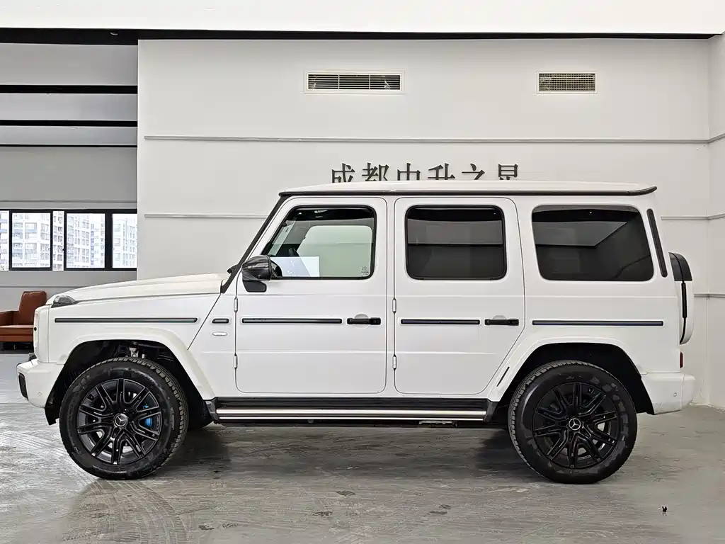 Mercedes-Benz G-Class G 2025 G580