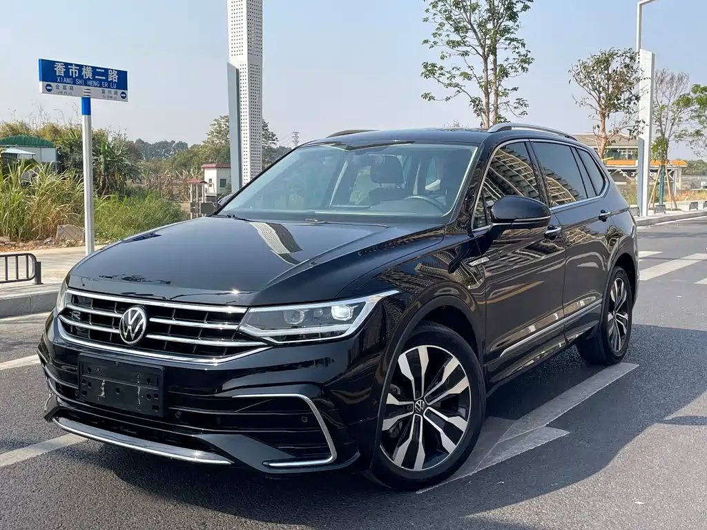 Volkswagen Tiguan L 2021
