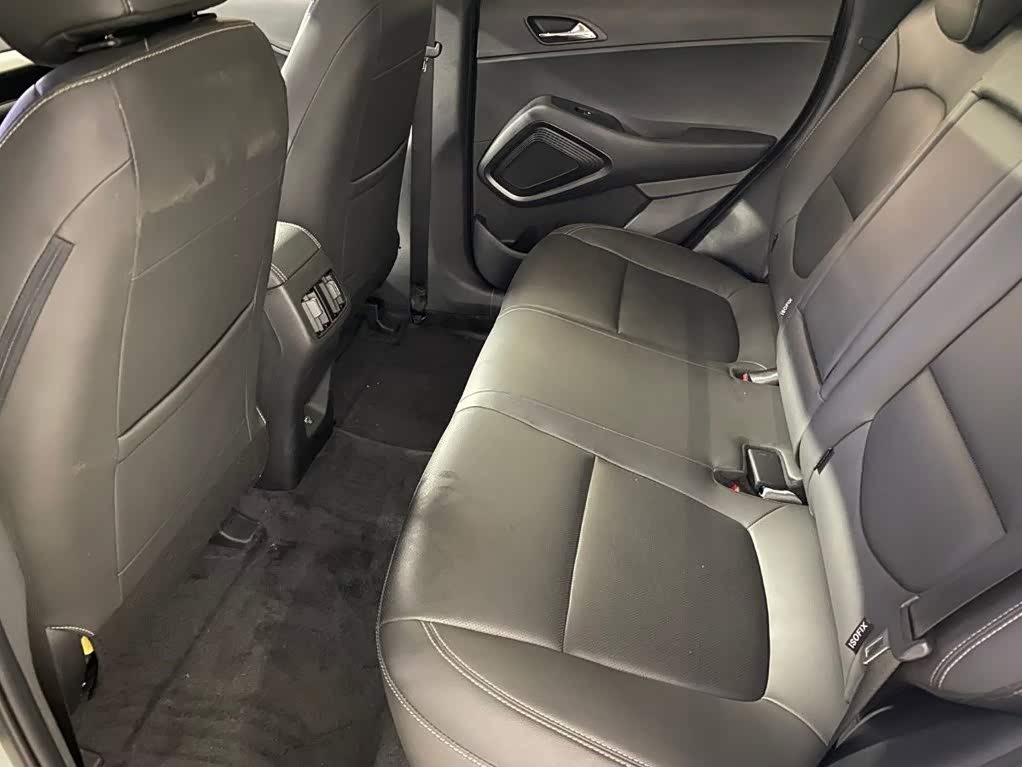 Hyundai Beijing Hyundai ix35 1.4 л 2022 г. Белый, пробег 29000 км