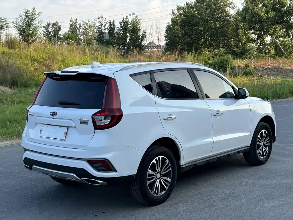 Geely Vision X6 X6 2018 1.8L MT 4G Luxury