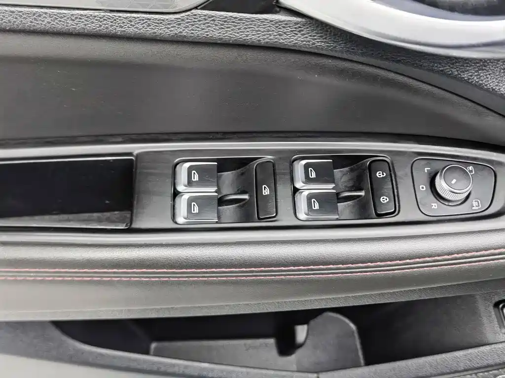 Geely Xingyue S — миниатюра 9