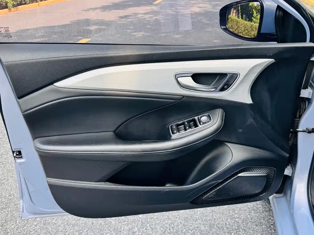 Roewe Feifan ER6 — миниатюра 7