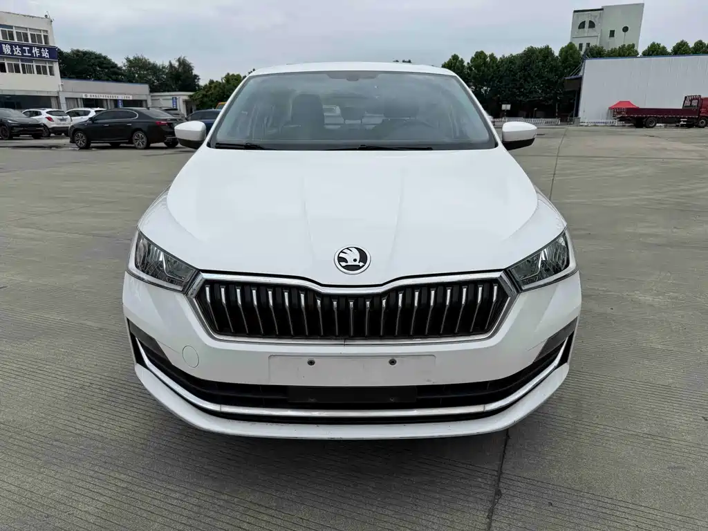 Skoda Rapid 2020 1.5L AT Comfort