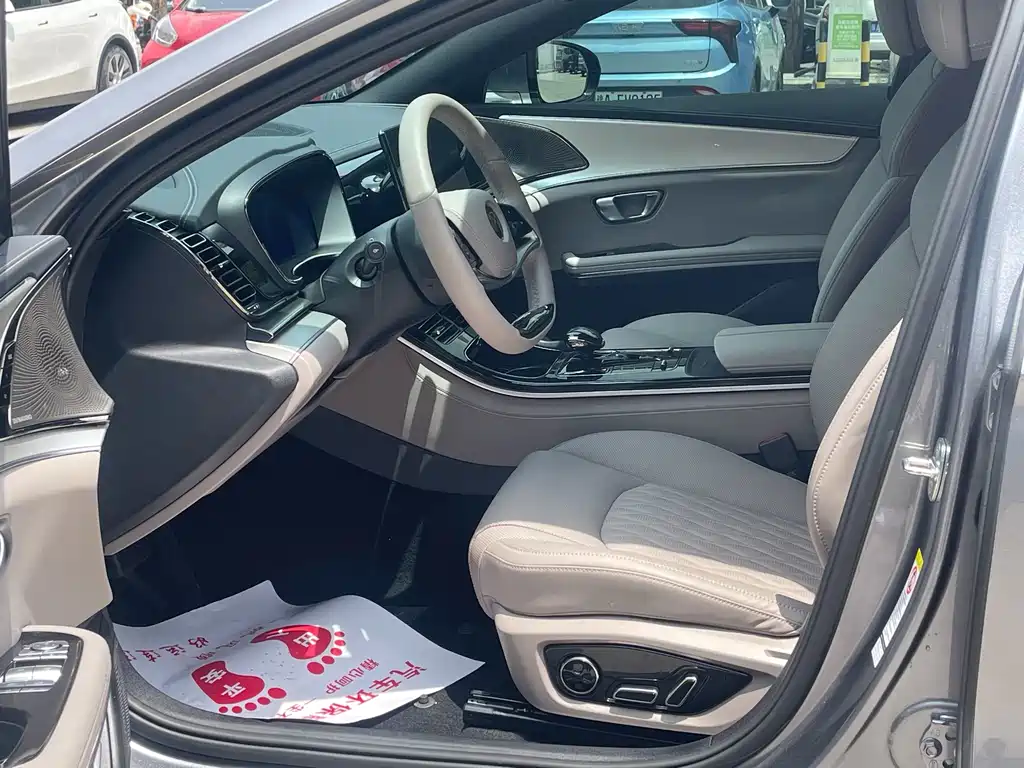 BYD Han — миниатюра 7
