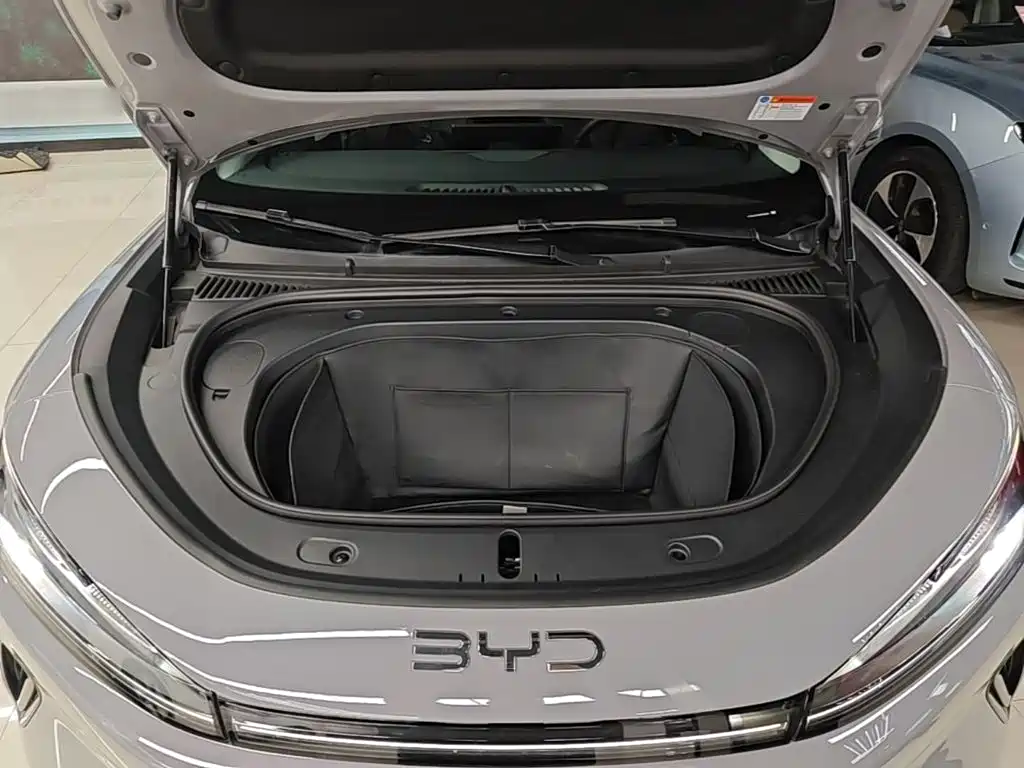 BYD Sealion 05 EV — миниатюра 20