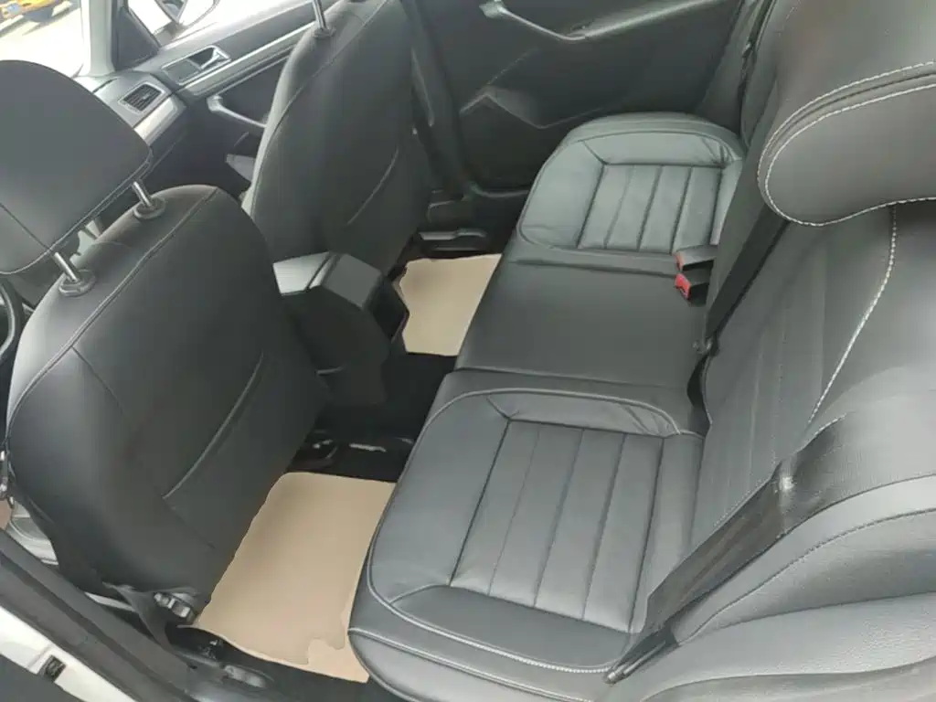 Volkswagen Lavida — миниатюра 17