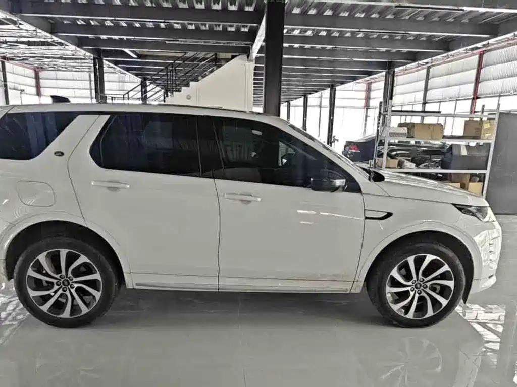 Land Rover Discovery Sport — миниатюра 7