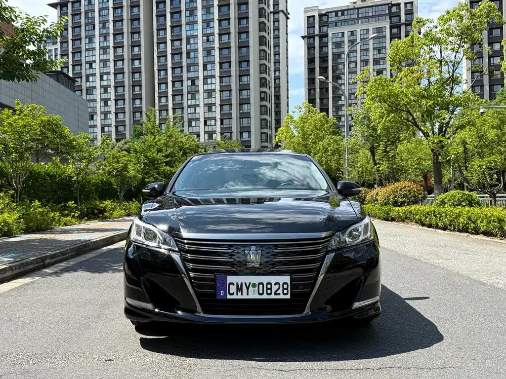 Toyota Crown 2018 2.0T Sport