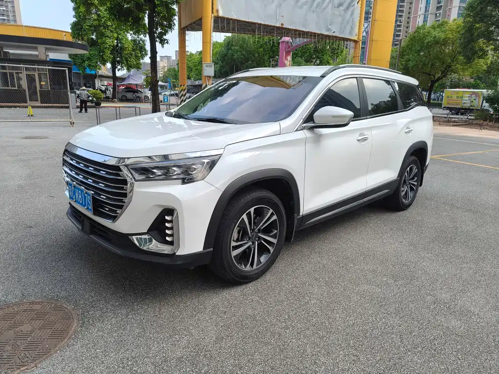 Jetour X90