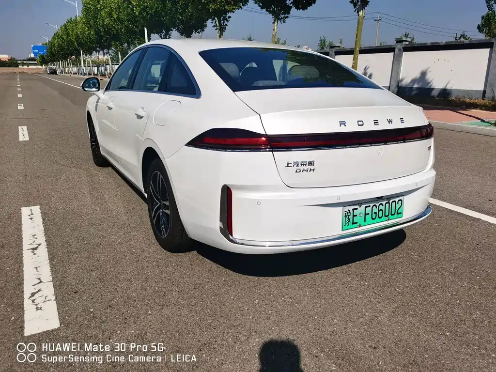 Roewe M7 DMH — миниатюра 4