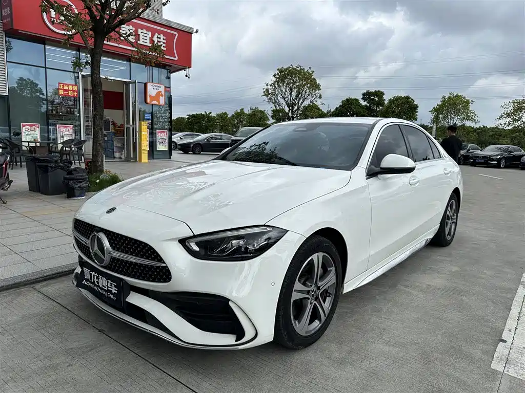 2022 Mercedes-Benz C-klasse - zdjęcie 1 z 8