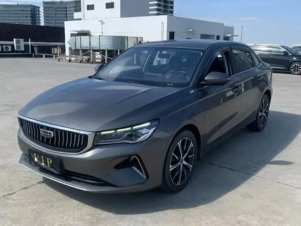 Geely Emgrand 2021
