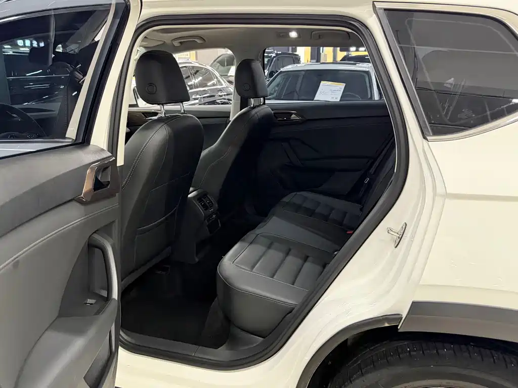 Volkswagen Tharu XR 280TSI 2WD Luxury Edition, фото 11