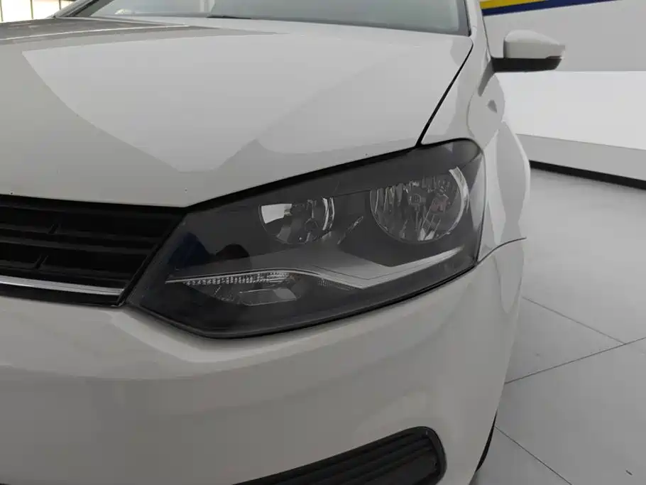Volkswagen Polo — миниатюра 5