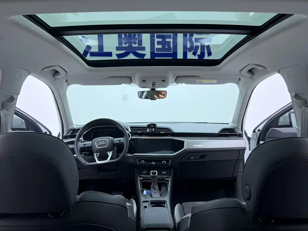 Audi Q3 — миниатюра 15