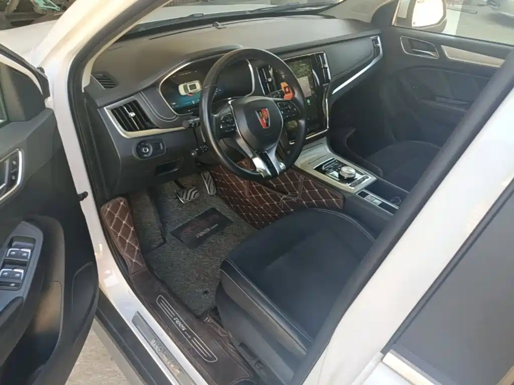 Roewe RX5 New Energy — миниатюра 16