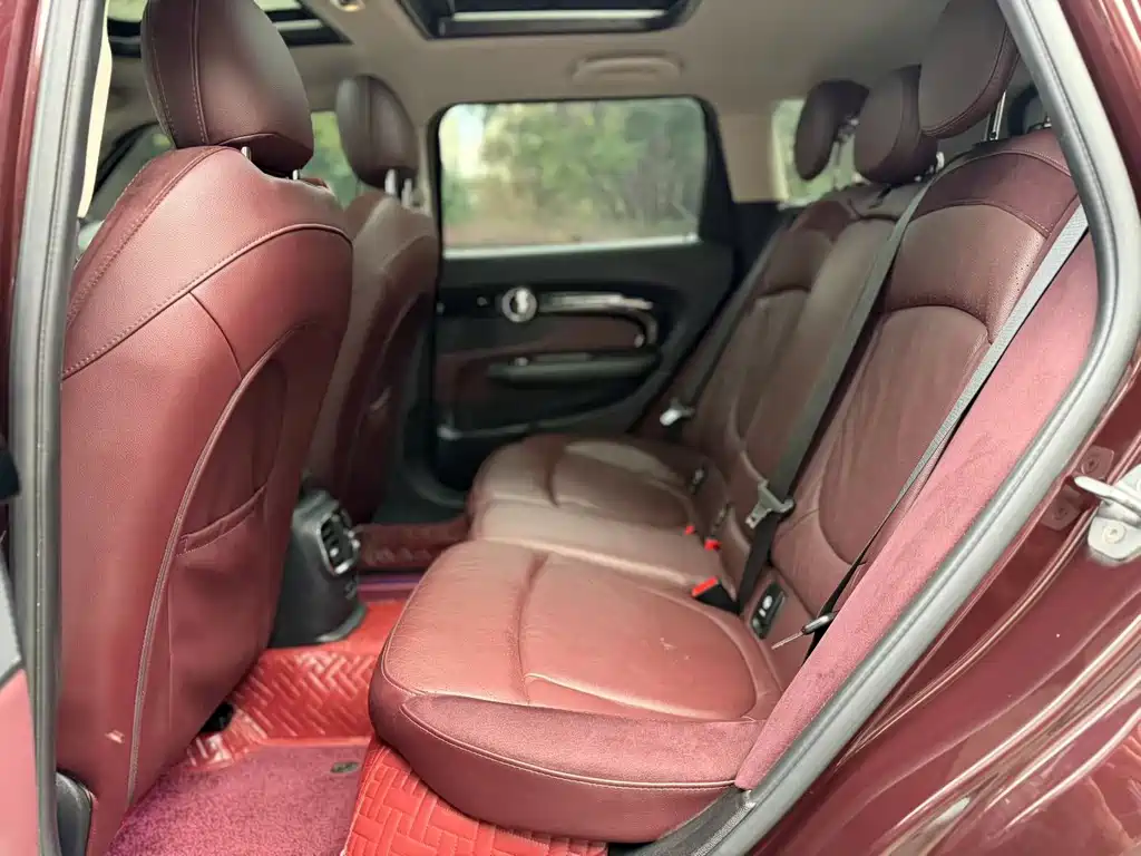 MINI Mini Clubman — миниатюра 6