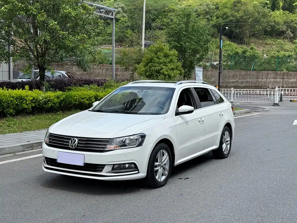Volkswagen Gran Lavida 2016