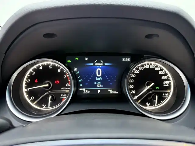 Toyota Camry — миниатюра 10