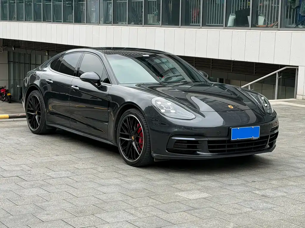 Porsche Panamera — миниатюра 3