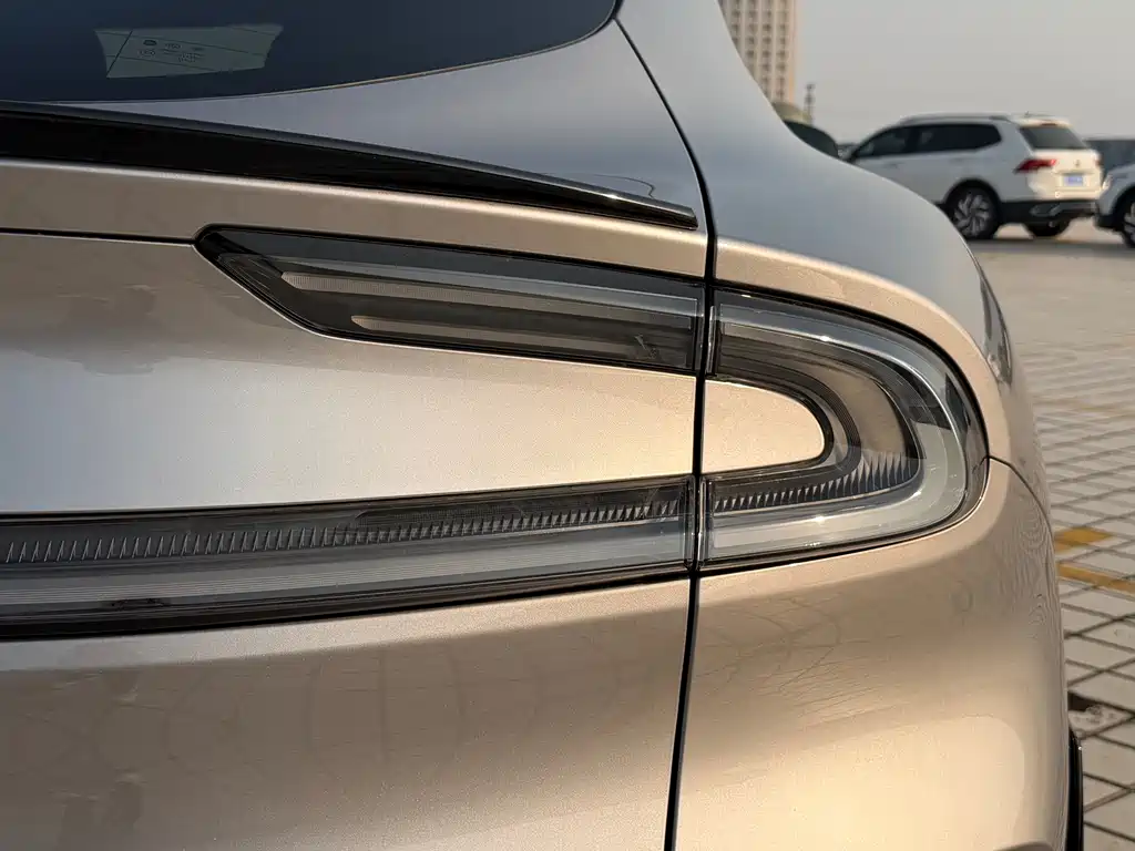 XIAOMI CAR XIAOMI YU7