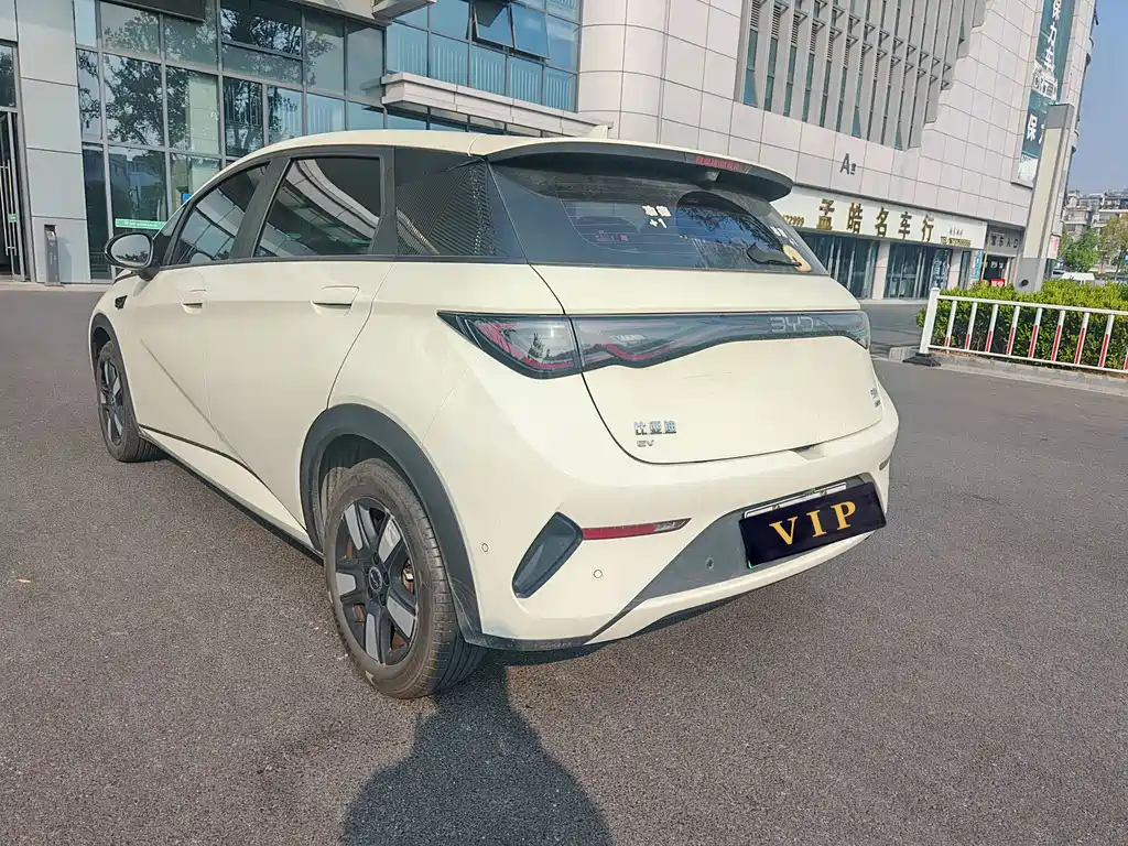BYD Dolphin — миниатюра 6