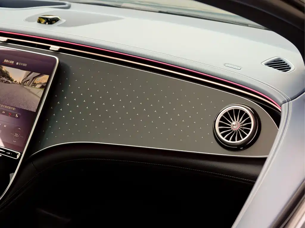 Mercedes-Benz EQE — миниатюра 18