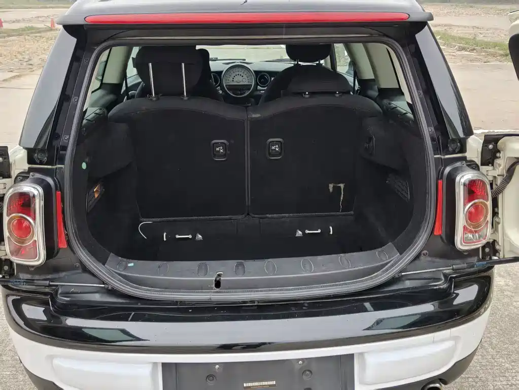 MINI Mini Clubman — миниатюра 8