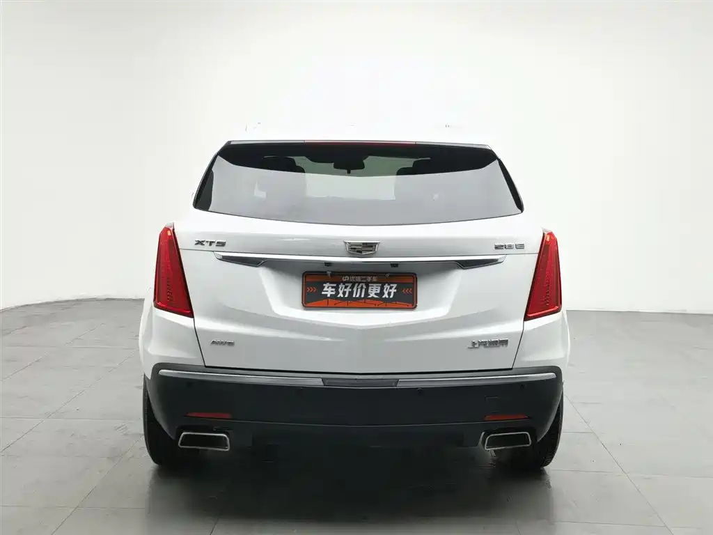 Cadillac XT5 2018 28E
