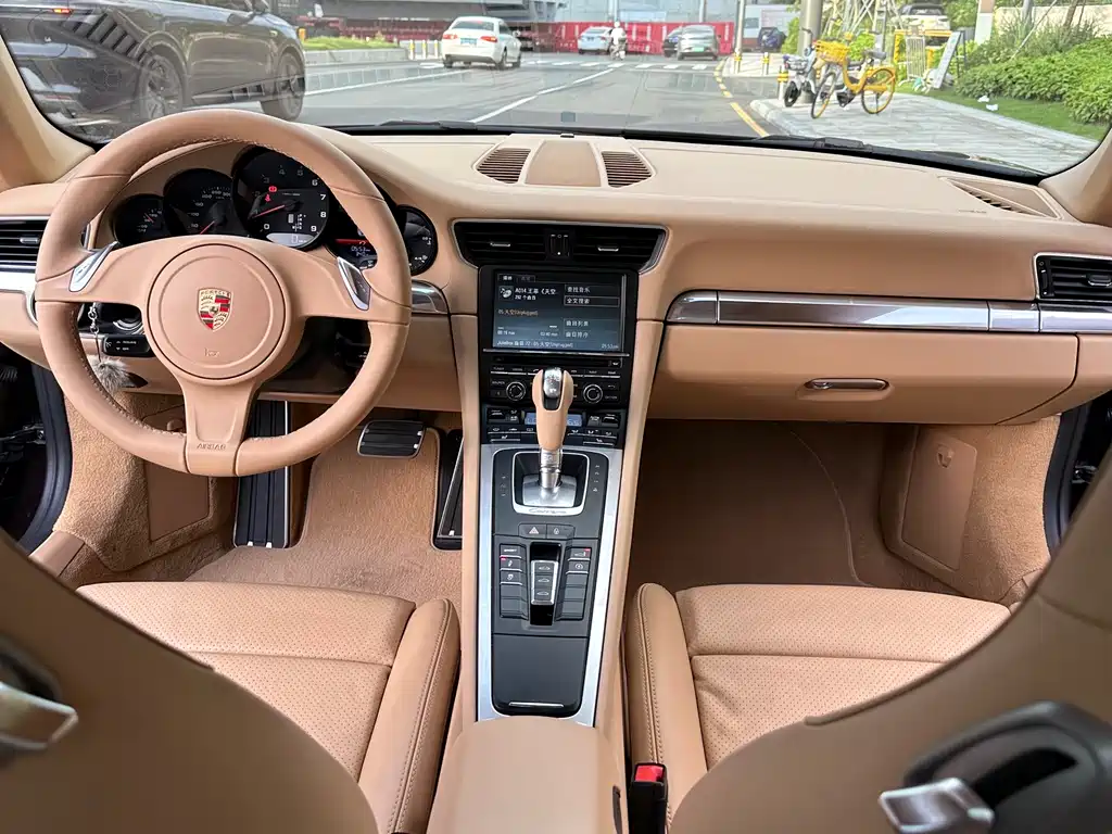 Porsche 911 2012 Carrera 3.4L