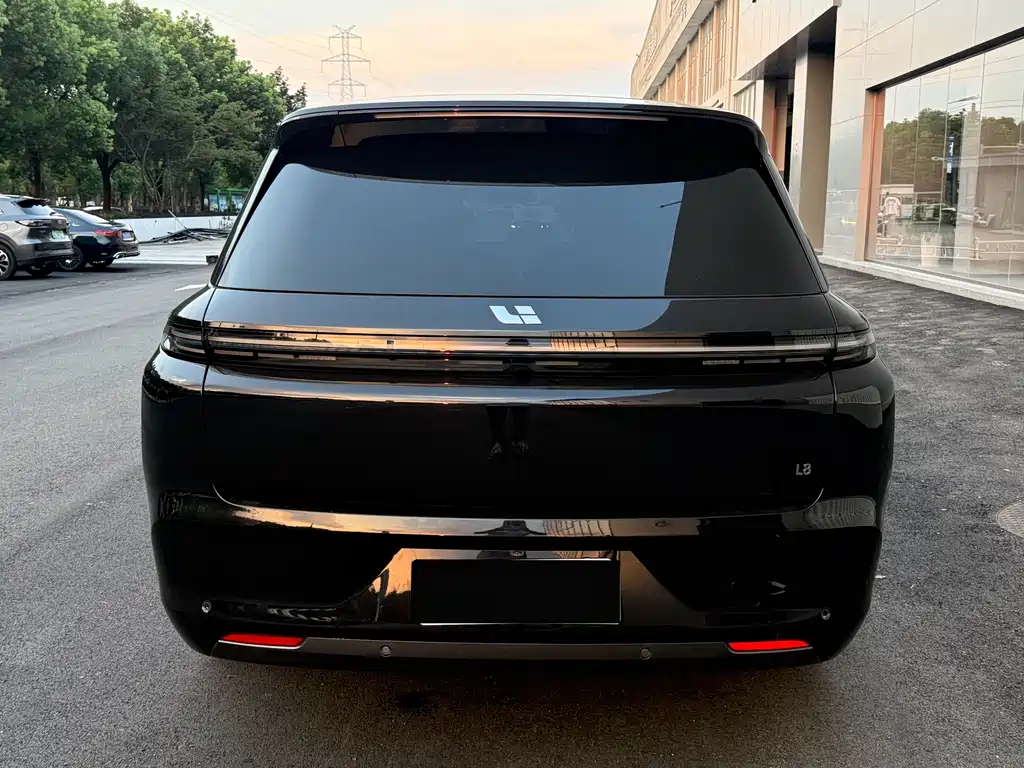Li Auto IDEAL L8