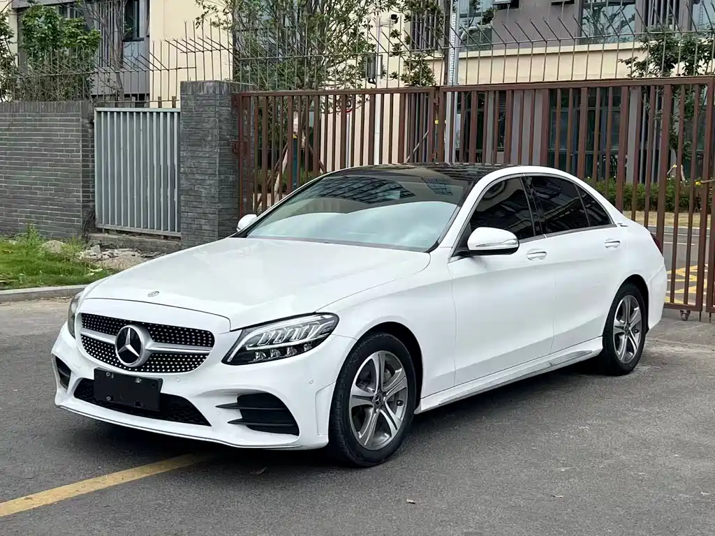 Mercedes-Benz C-Class 2020