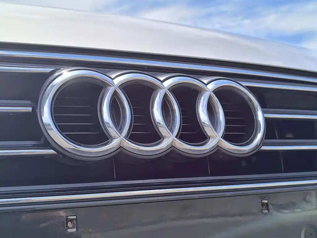 Audi A4L — миниатюра 5