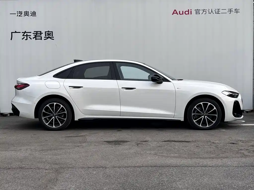 Audi A5L — миниатюра 3